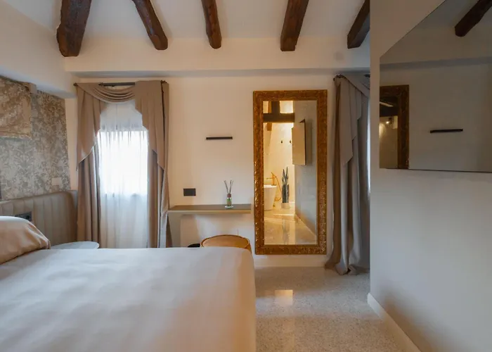 Palazzetto Myvenice Отель Венеция