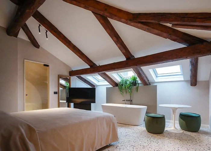 Отель Palazzetto Myvenice 4*