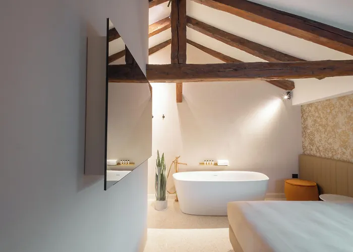 Отель Palazzetto Myvenice 4*